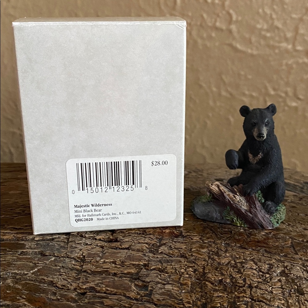 🐾Vintage🐾Hallmark Limited Edition Majestic Wilderness Collection Black Bear - Picture 8 of 10
